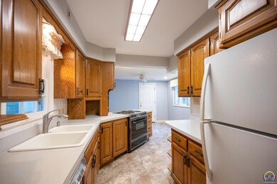 4100 SW Munson Ave, Topeka, KS 66604 - photo 6