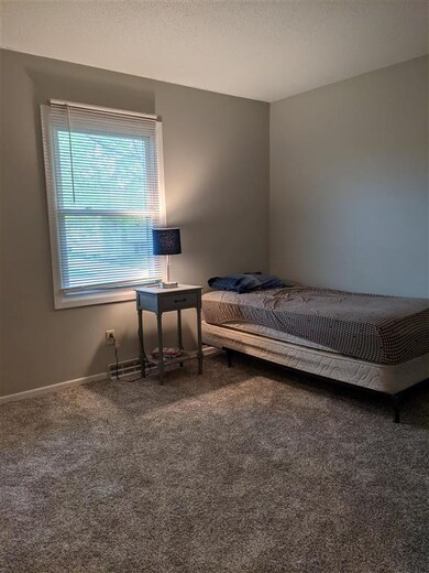 1103 N Pioneer St, Davenport, IA 52804 - photo 7