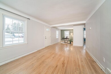 3504_Huron_Ave_07