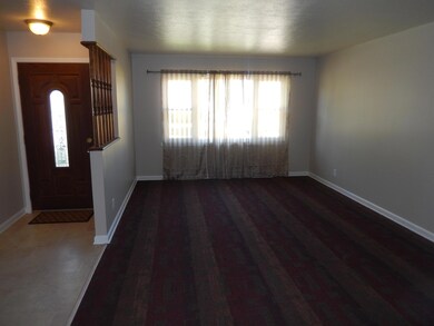 1211 Ironwood Dr, Columbus, OH 43229 - photo 7