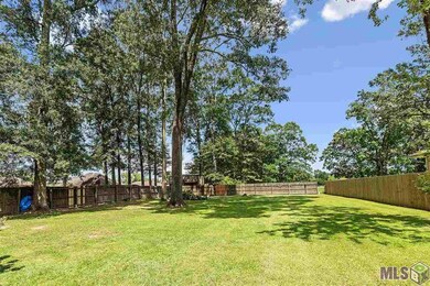 3564 Cedar St, Zachary, LA 70791 - photo 2