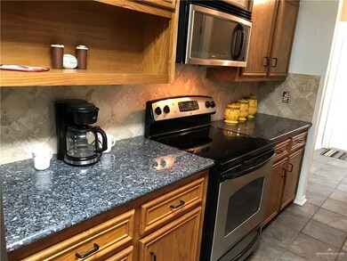 426 Rexine Dr, Alamo, TX 78516 - photo 7