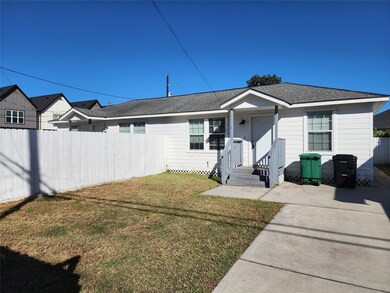 2610 Cochran St unit A/B, Houston, TX 77009 - photo 3