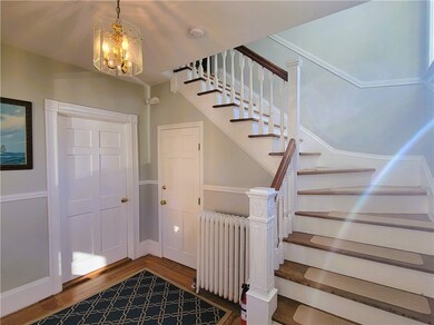 10 Braman St unit 3, Newport, RI 02840 - photo 3