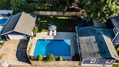 740 N Jackson St, Auburn, IN 46706 - photo 7