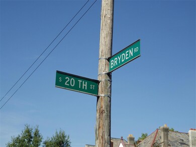 987 Bryden Rd, Columbus, OH 43205 - photo 3