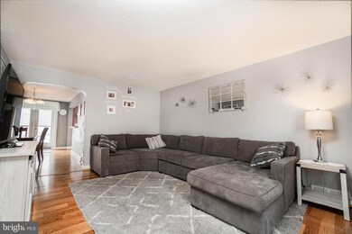 329 Pine St, Glenolden, PA 19036 - photo 7