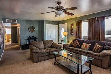 618 Madison Ave, Alamogordo, NM 88310 - photo 4