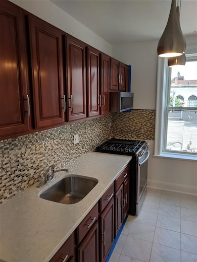 206 Jewett Ave unit 35, Jersey City, NJ 07304 - photo 2