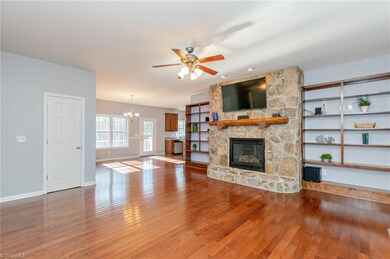 236 Lassiter Ln, Asheboro, NC 27205 - photo 7