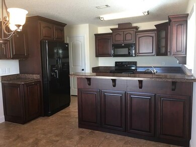 204 Victorian Lake Dr, Brunswick, GA 31525 - photo 3