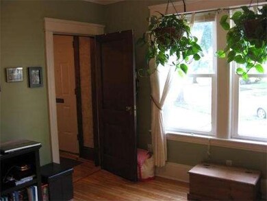 16 Brownell St, Worcester, MA 01602 - photo 6