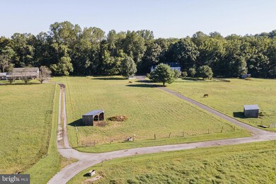 2402 Manor Gate Terrace, Upper Marlboro, MD 20774 - photo 4