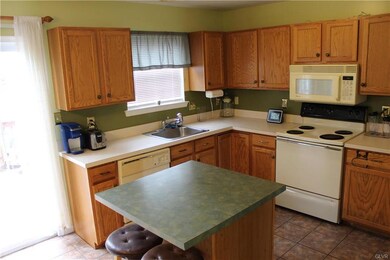 618 Abbe Ct, Freemansburg, PA 18017 - photo 6