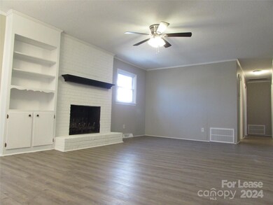 130 E Debbie Ln, Statesville, NC 28625 - photo 2