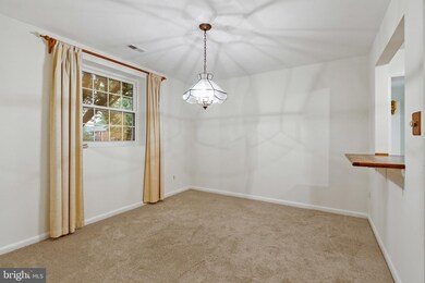 4 Elphin Ct unit 101, Lutherville Timonium, MD 21093 - photo 5