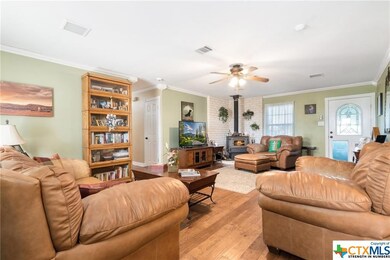 734 Hodge Rd, Eddy, TX 76524 - photo 5