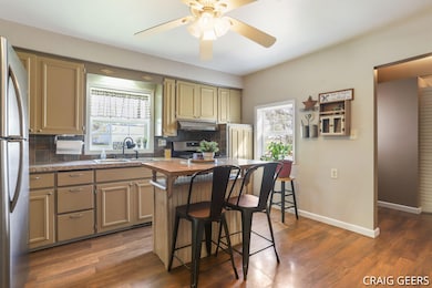32-web-or-mls-2246-64th-ave