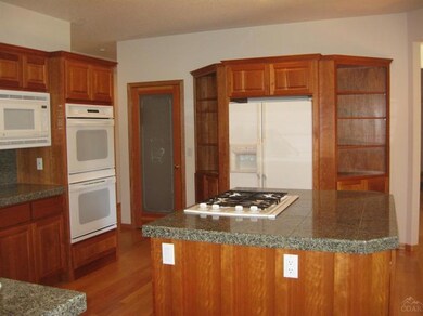 1131 NW Farewell Dr, Bend, OR 97701 - photo 7