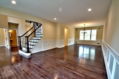Large Living/Dining