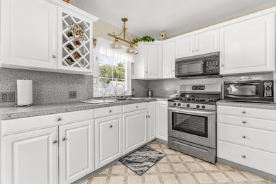 344 Cambridge St, Bridgeport, CT 06606 - photo 6