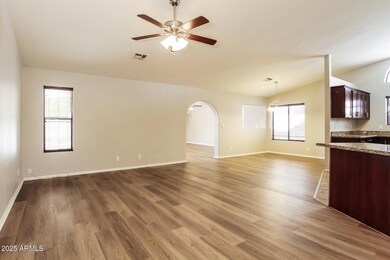 2-photo-Living-Room-07eccf7c-d451-491a-a
