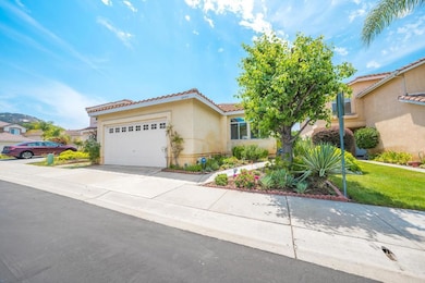 29753 Gracilior Dr, Escondido, CA 92026 - photo 2