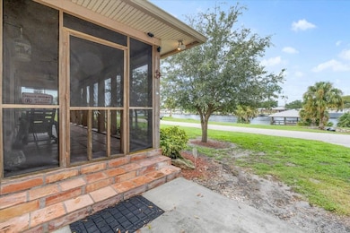 1121 River Rd, Moore Haven, FL 33471 - photo 6