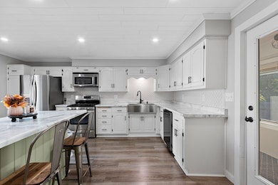 327 Main St, Oconto, WI 54153 - photo 4