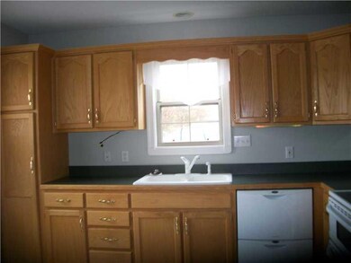 5844 Laramie Trail, Columbus, IN 47203 - photo 7