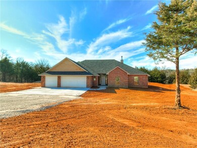 5728 Cedar Tree Cir, Guthrie, OK 73044 - photo 2