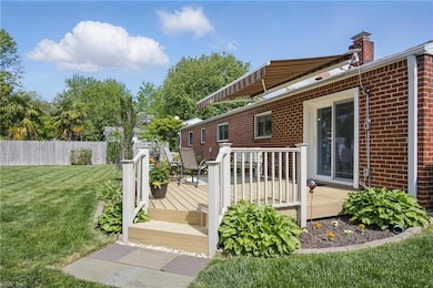 deck with retractable awning