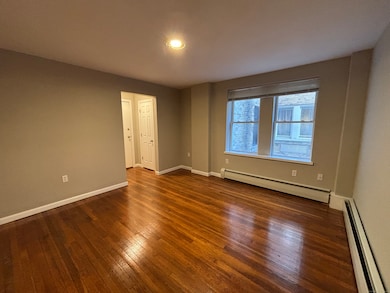 225 Golden Hill St unit 4G, Bridgeport, CT 06604 - photo 7