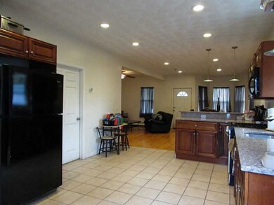 6 Violet St, Providence, RI 02908 - photo 5