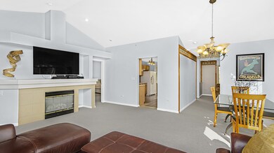 7424 Lincoln Ave. Unit D, Skokie, IL 60076