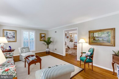 7629 Huntmaster Ln, McLean, VA 22102 - photo 3