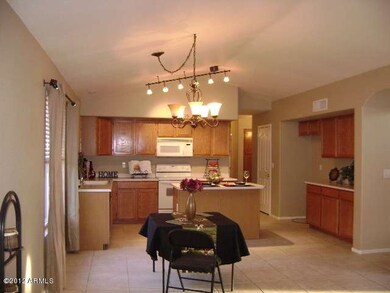 Eat-In Kitchen