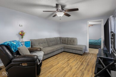 1552 W South Line Dr, Columbus, IN 47201 - photo 6