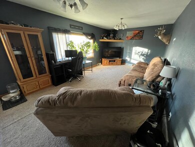 333 Pearl St, Hawkeye, IA 52147 - photo 2