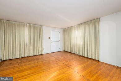 704 Humphreys Rd, Ardmore, PA 19003 - photo 3