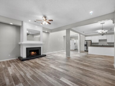 15 Bayou Pointe Dr, Houston, TX 77063 - photo 5