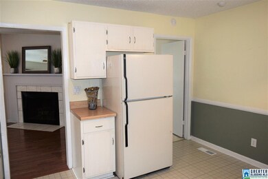 1824 Lyle Cir, Birmingham, AL 35235 - photo 7