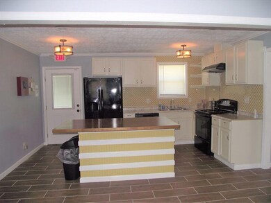 3422 S Kensington6