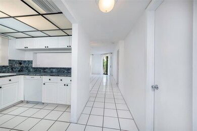 Ocean Village Condominiums unit 3030, Key Biscayne, FL 33149 - photo 6