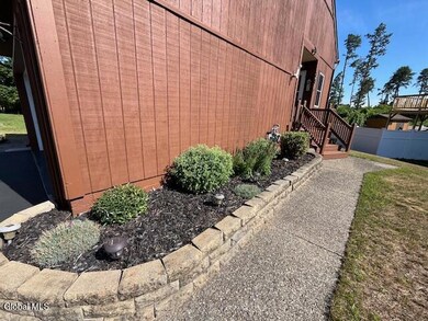 30 Pitch Pine Rd, Albany, NY 12203 - photo 4