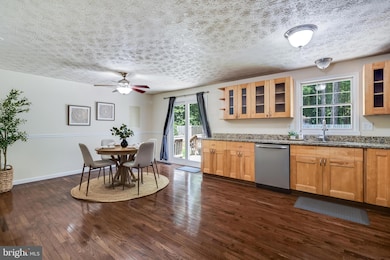 12948 Walsh Ln, Lusby, MD 20657 - photo 6