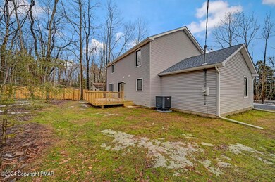 2402 Sidney Ave 03 Large