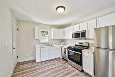 321 3rd St S, Coggon, IA 52218 - photo 7