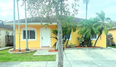 208 SW 15th Place unit 1, Homestead, FL 33030 - photo 2