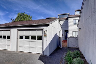 20 Seabreeze Ln, Bristol, RI 02809 - photo 2